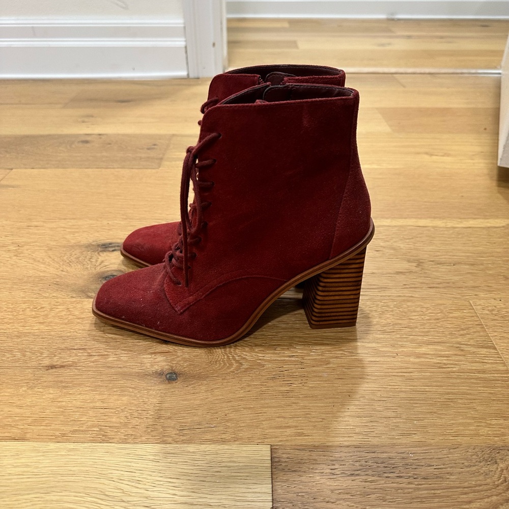 Brand new Vince Camuto boots